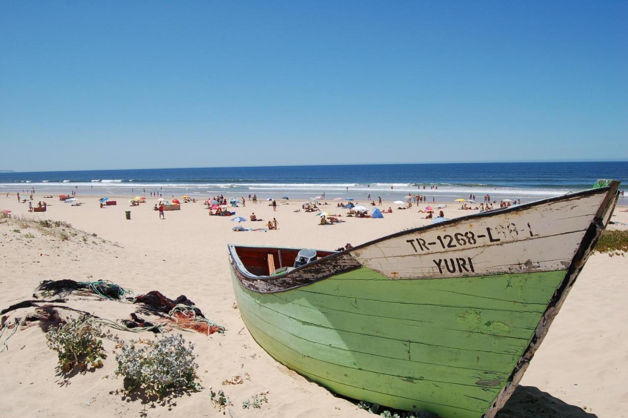 Mahara Caparica Surf Camp Buitenkant foto